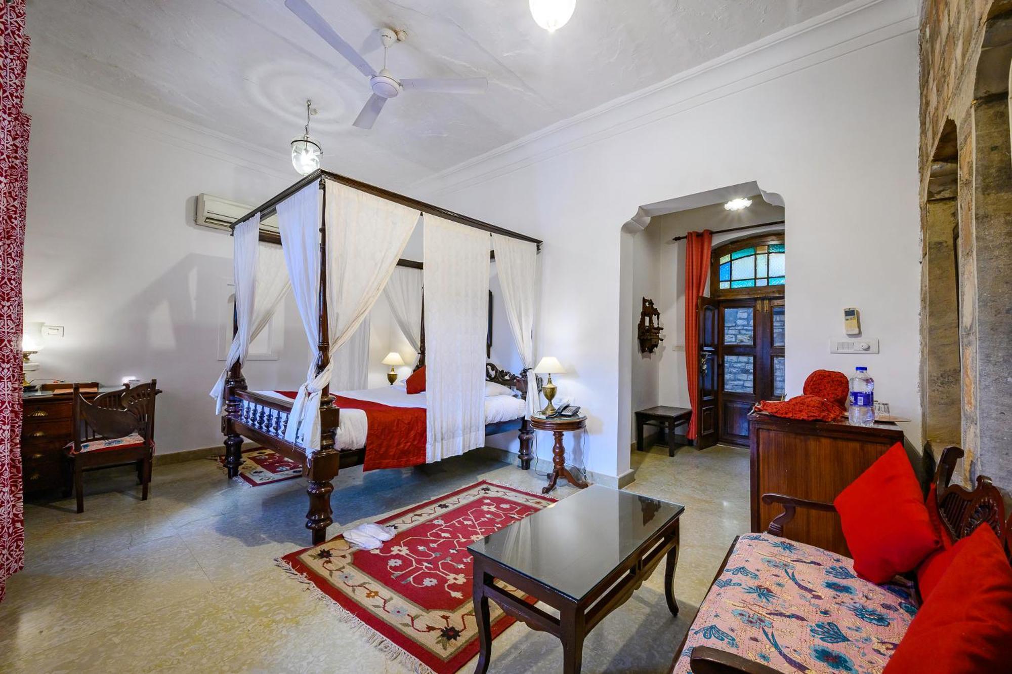 Neemrana'S - Deo Bagh Hotel Gwalior Bagian luar foto