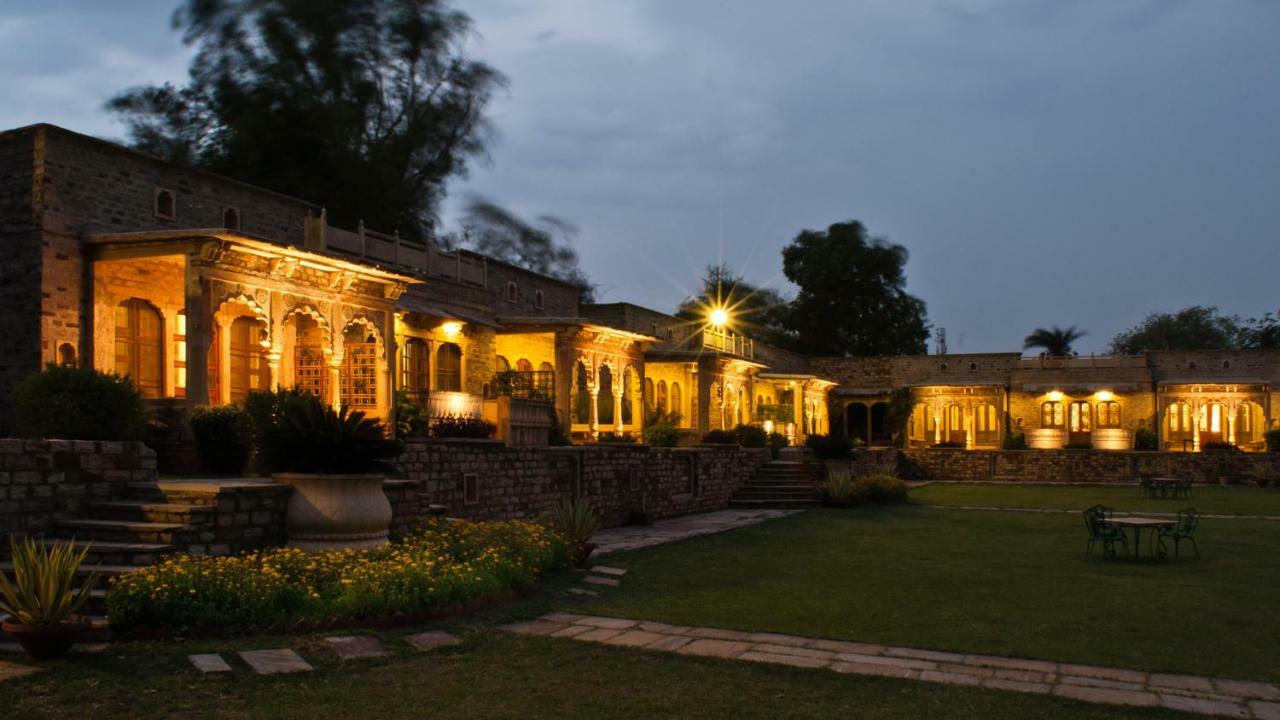 Neemrana'S - Deo Bagh Hotel Gwalior Bagian luar foto